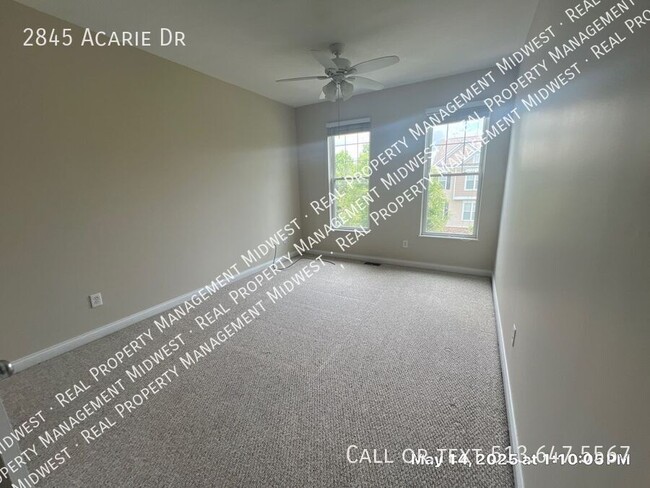 Building Photo - 2845 Acarie Dr