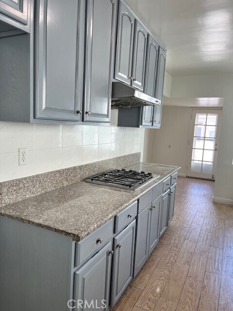 Building Photo - 6013 N Walnut Grove Ave