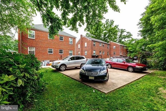Building Photo - 1519 N Stafford St