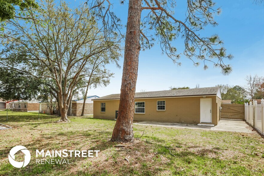 Building Photo - 10757 Mareeba Rd