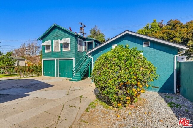 Building Photo - 2163 W 27th St