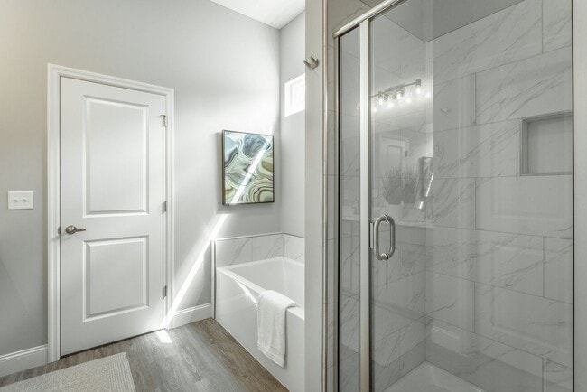 Building Photo - Brand New 4 Bedroom 3.5 Bath