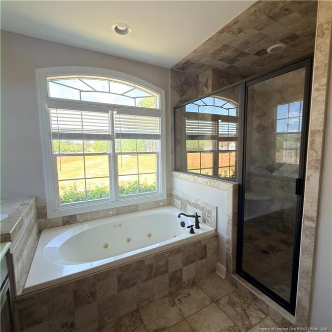 Building Photo - 3686 Linden Rd