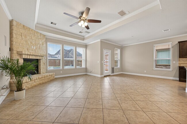 Building Photo - 15630 Eagle Valley Dr