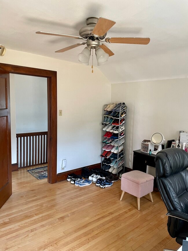 Building Photo - 3758 E Allerton Ave