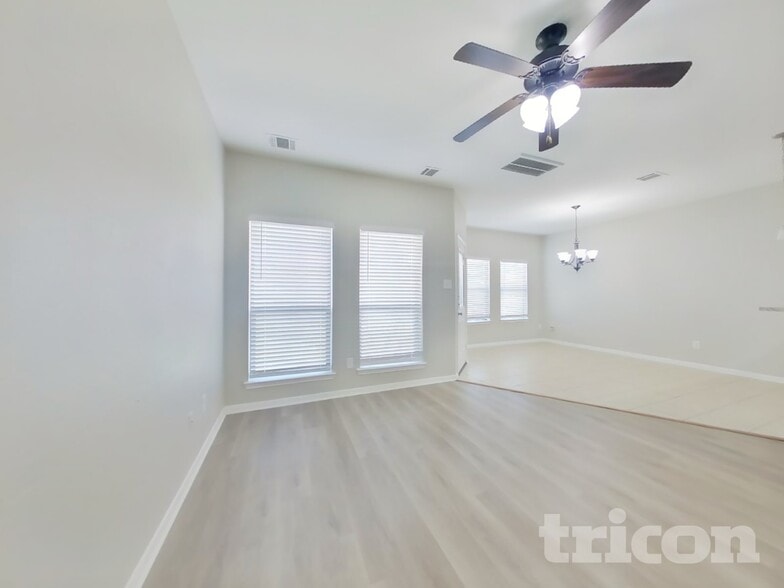 Building Photo - 6706 Honey Harvest Ln