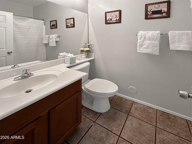 Building Photo - 3078 S Southwind Dr