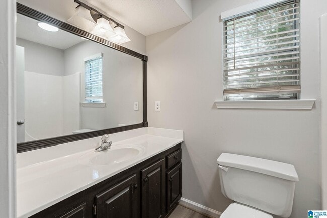 Building Photo - 205 Brookhollow Dr