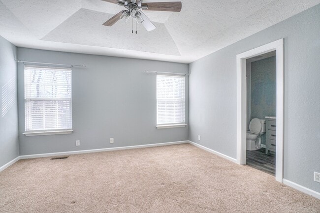 Building Photo - 341 Shoshone Pl