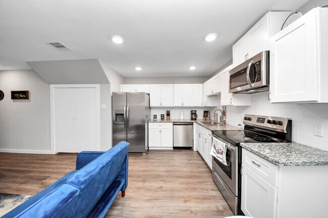 Building Photo - 11610 Danford Ln
