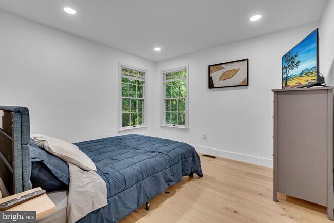 Building Photo - 4350 Lady Trisha Ct