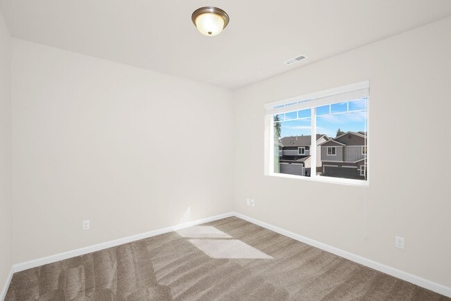Building Photo - 4 Bedroom Lynnwood - Gorgeous Home