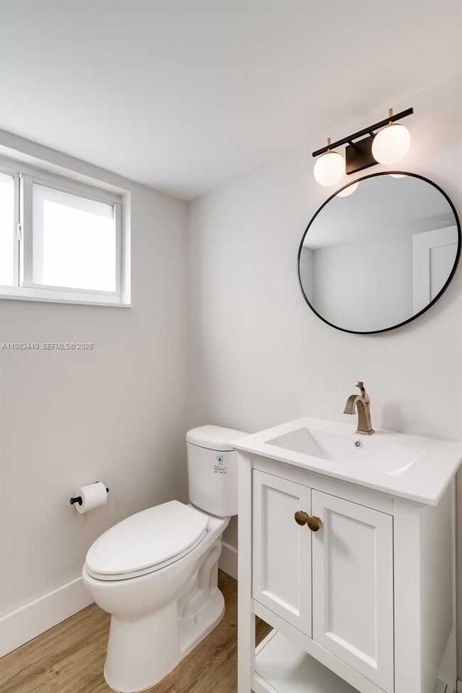 Building Photo - 2920 S Le Jeune Rd