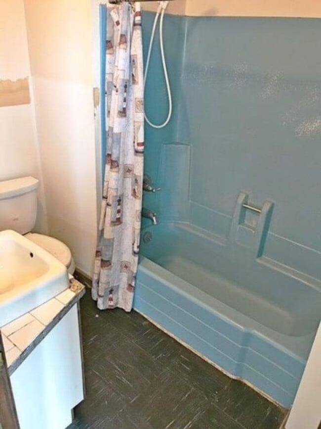 Building Photo - 307 High St