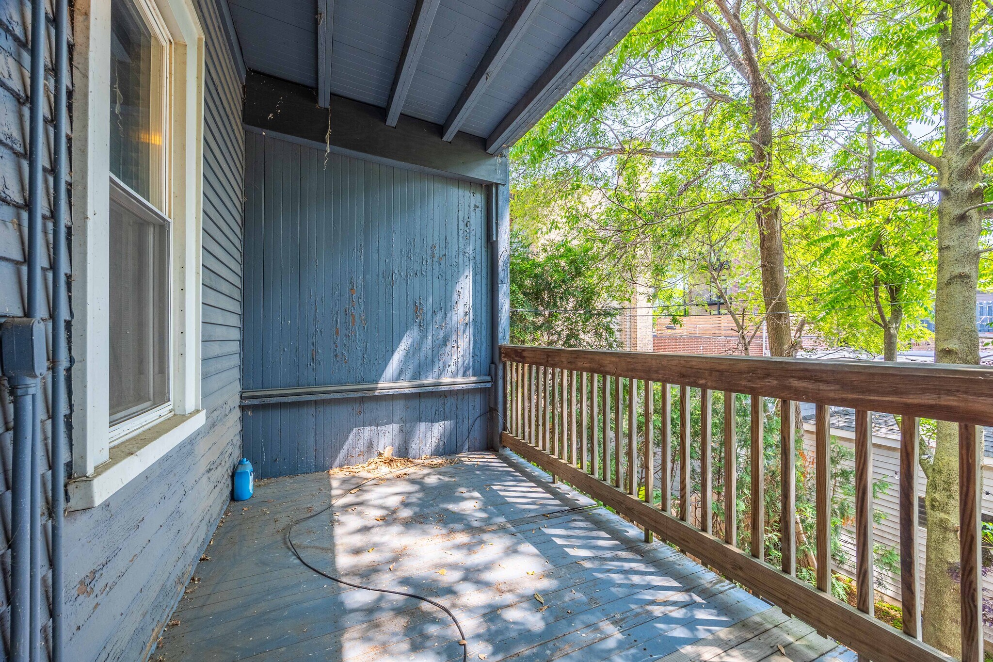 Building Photo - 4849 N Seeley Ave