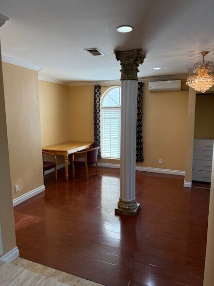 video - 9214 Yolanda Ave