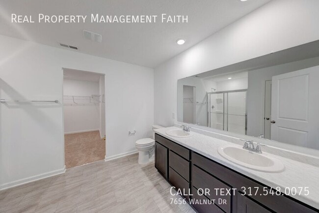 Building Photo - 7656 Walnut Dr