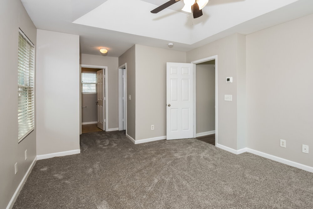 Building Photo - 307 Kaley Dr