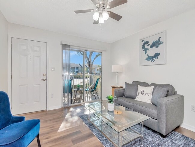 Building Photo - 1/1 Condo in Heart of Brandon & Brandon HCA Hospital