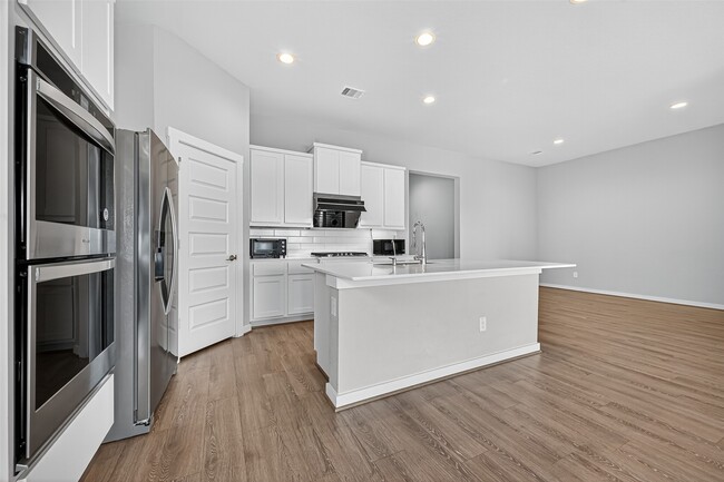 Building Photo - 28611 Hannahs Harbor Ln