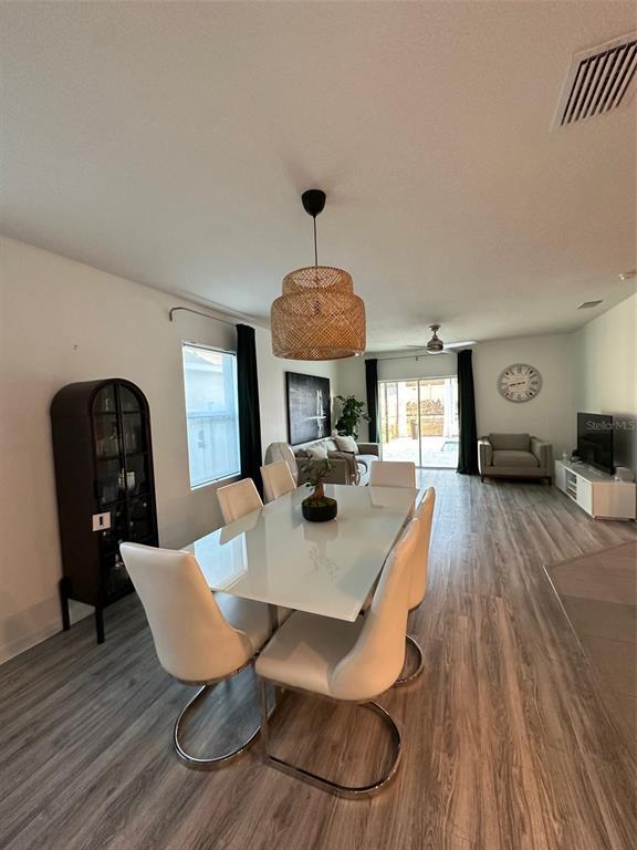 Building Photo - 11167 Leland Groves Dr