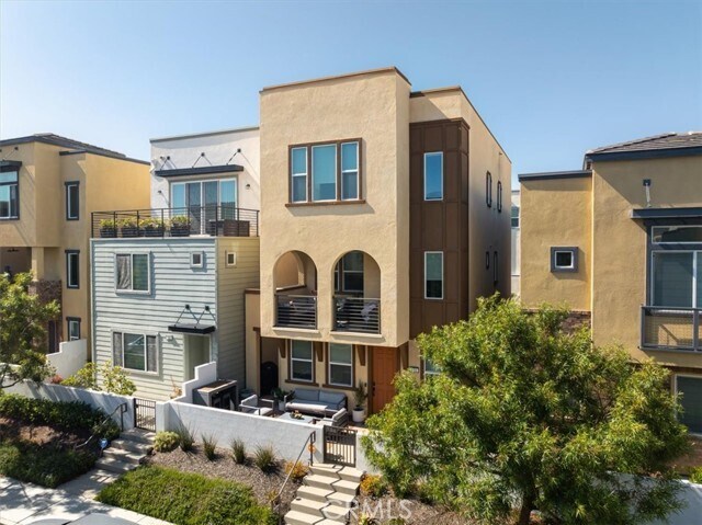 Building Photo - 634 Daniel Freeman Cir