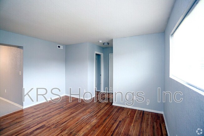 Building Photo - 4113 Newsome Dr