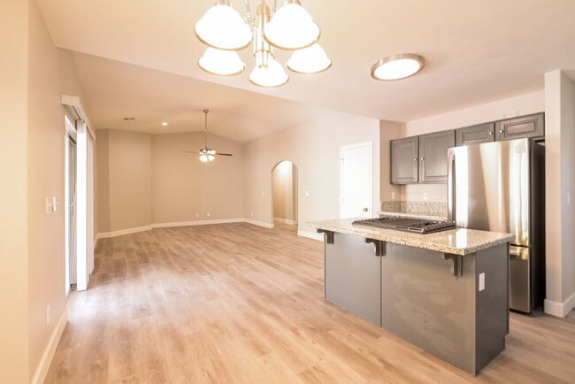 Building Photo - 1137 Shady Run Terrace