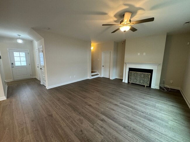 Building Photo - Rental - LIKE NEW!!!!  Absolutely Beautiful!!!