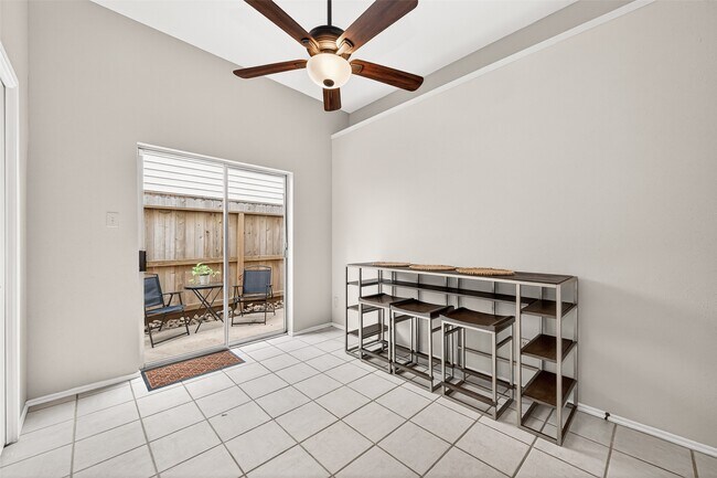 Building Photo - 5814 N Magazine Cir