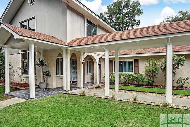 Building Photo - 807 Betz Creek Rd