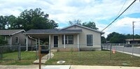 Building Photo - 5003 Lark Ave