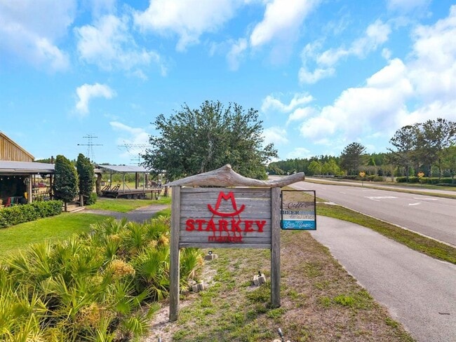 Building Photo - 10635 Marsha Dr