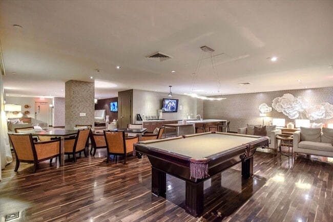 Building Photo - Gorgeous Condo at One Las Vegas!