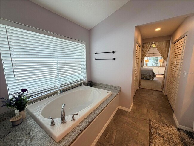 Building Photo - 8317 9th Ave Terrace NW