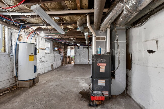 Building Photo - 804 Illinois Ave