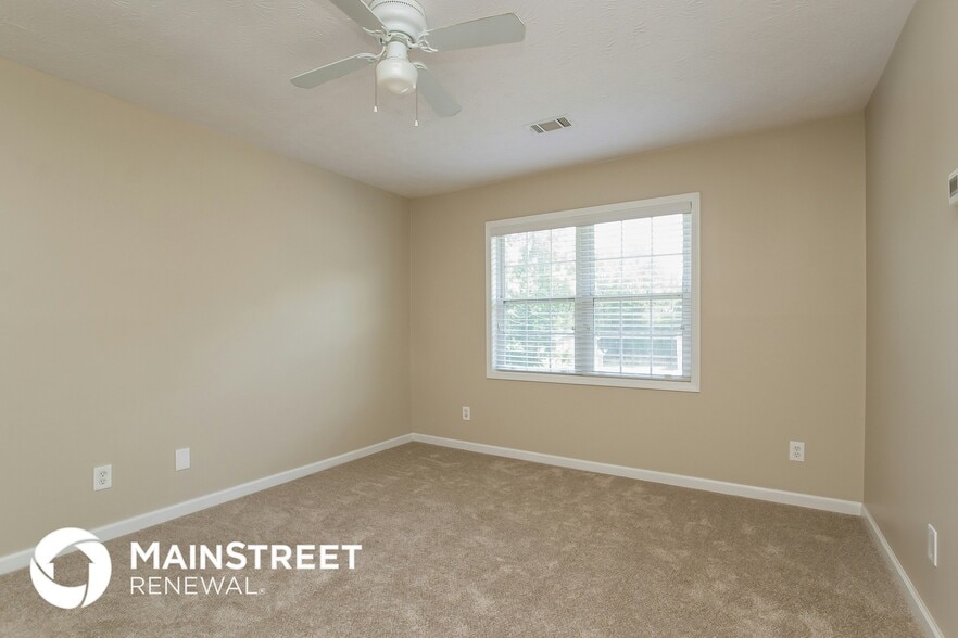 Building Photo - 616 Hunters Cove Ln