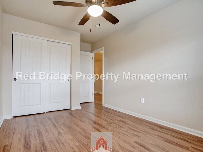 Building Photo - 14286 Russ Wilcox Way