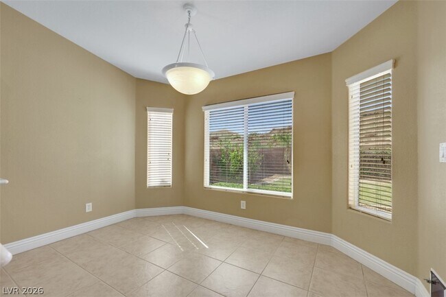 Building Photo - 55 Desert Sunflower Cir