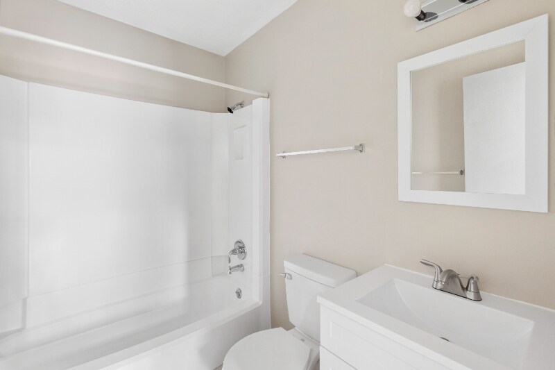 Building Photo - 3707 Squaw Valley Dr SW