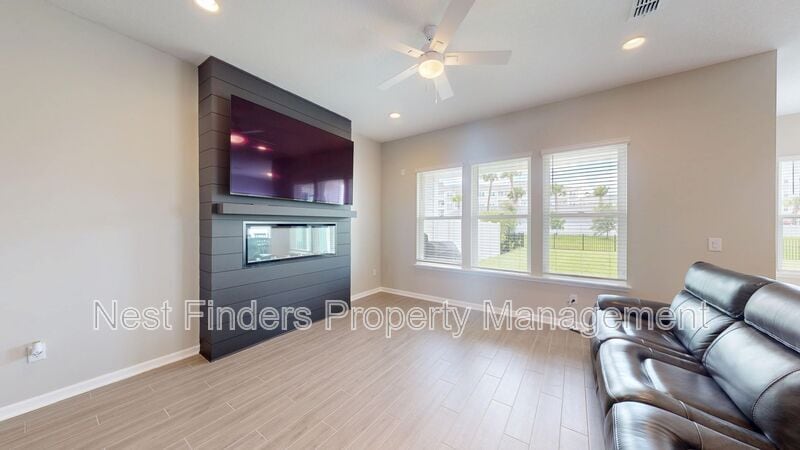 Building Photo - 335 Rum Runner Wy