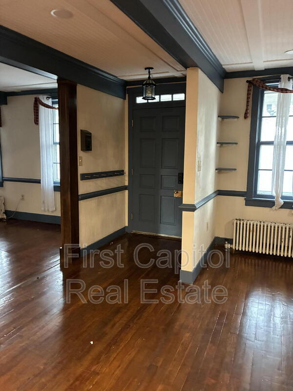 Building Photo - 109 Hanover St