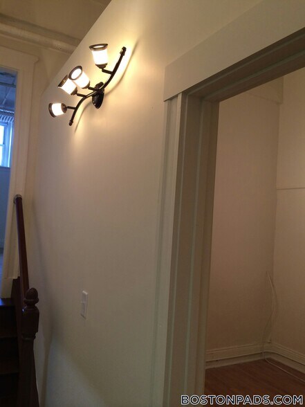 Building Photo - 1173 Boylston St