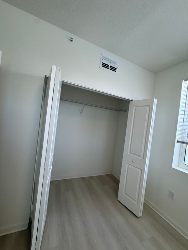 Building Photo - 5579 Millennia Park Dr