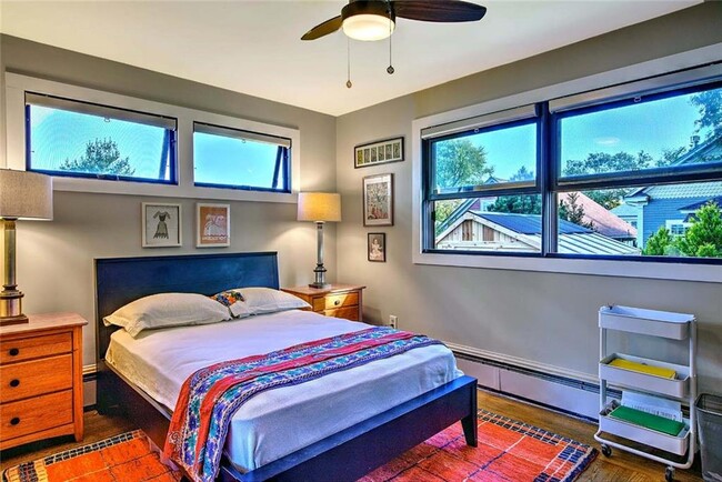 Building Photo - 151 Chace Ave