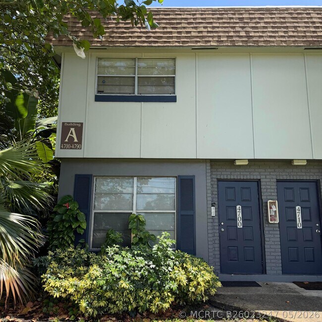 Building Photo - 4700 NW 9th Ct