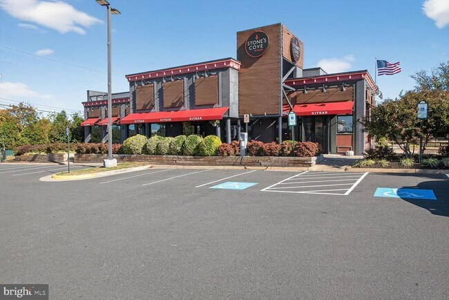 Building Photo - 13117 Kidwell Field Rd