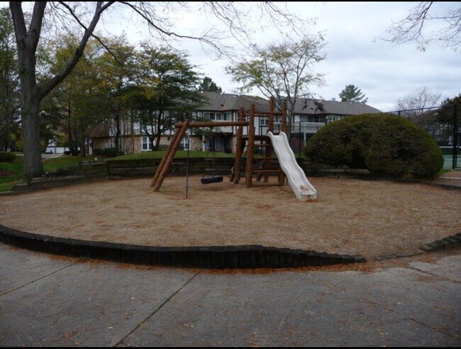 Building Photo - 226 Coventry Cir