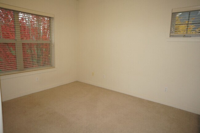 Building Photo - Beaverton Luxury Condo - Tanasbourne area - APPLICATION PENDING