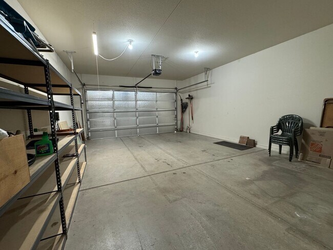 Building Photo - Luxurious Furnished Golf Course Short-Term Rental